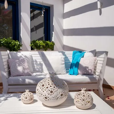 Santorini Mystique Garden