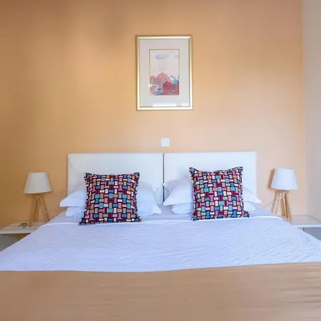 Santorini Mystique Garden * Kamari (Santorini)