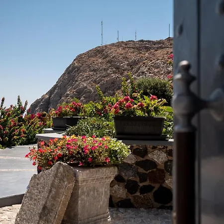 Santorini Mystique Garden * Kamari (Santorini)